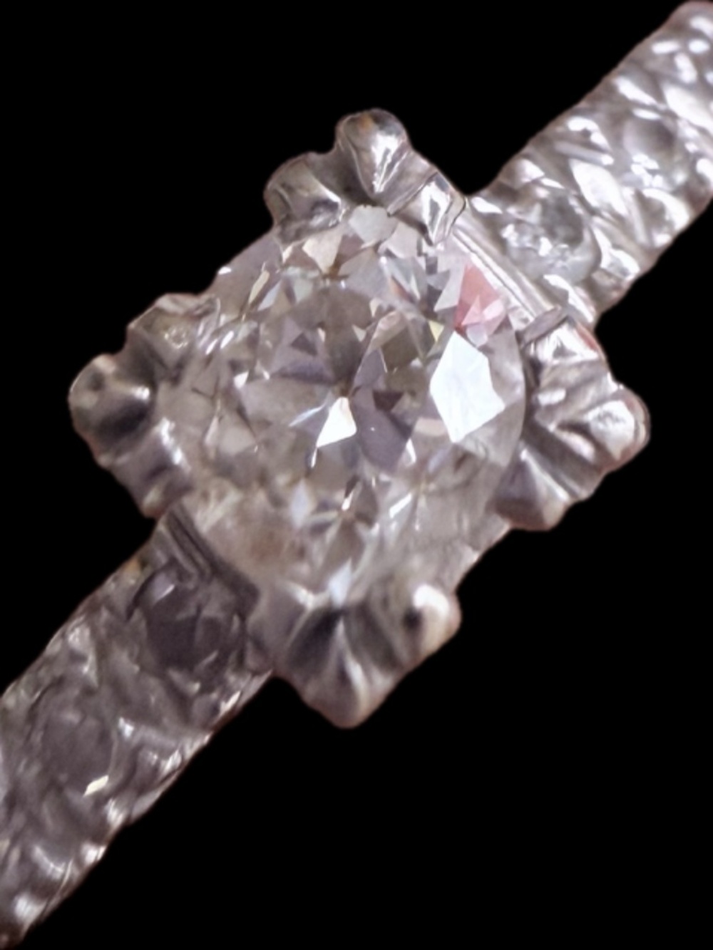 Vintage Diamond Ring preowned size 8 womens White Gold